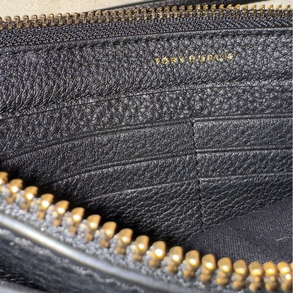 Tory Burch Black Leather Crossbody Bag - Picture 7 of 13